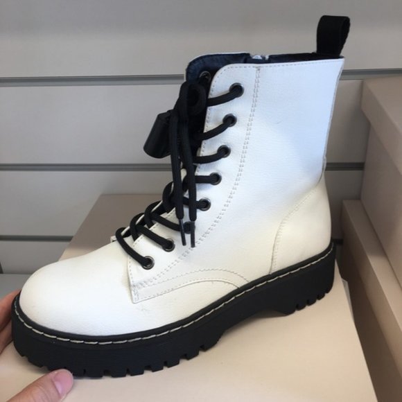 Sincerly Jules Shoes - Sincerely Jules White Harley Combat Boots Size 8.5